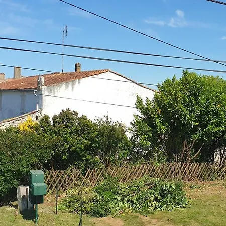 Balade En Estuaire בית אירוח
