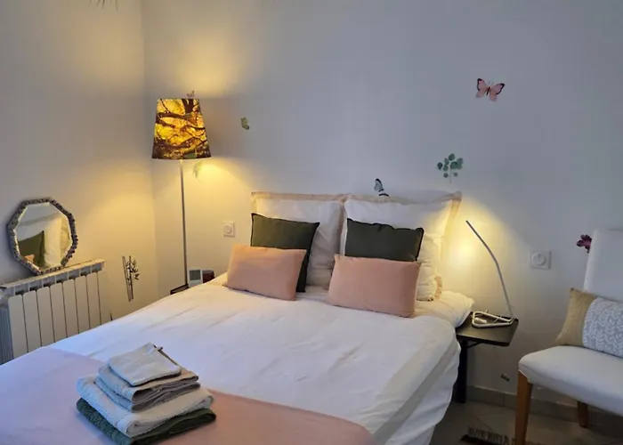 Habitación en casa particular Balade En Estuaire